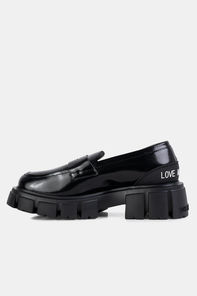 LOVE MOSCHINO Loafersy JA10045G1HIB0000 czarne