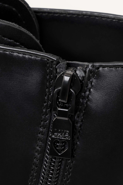 Love Moschino botki damskie St.TTod.Square40 JA24124G0LIA0000