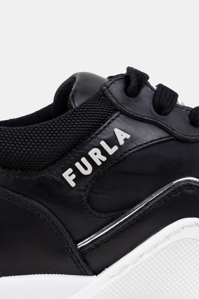 FURLA Sneakersy WONDERFURLA LACE-UP Czarne