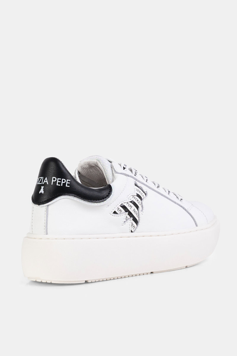 PATRIZIA PEPE Sneakersy PPJ200.06 białe